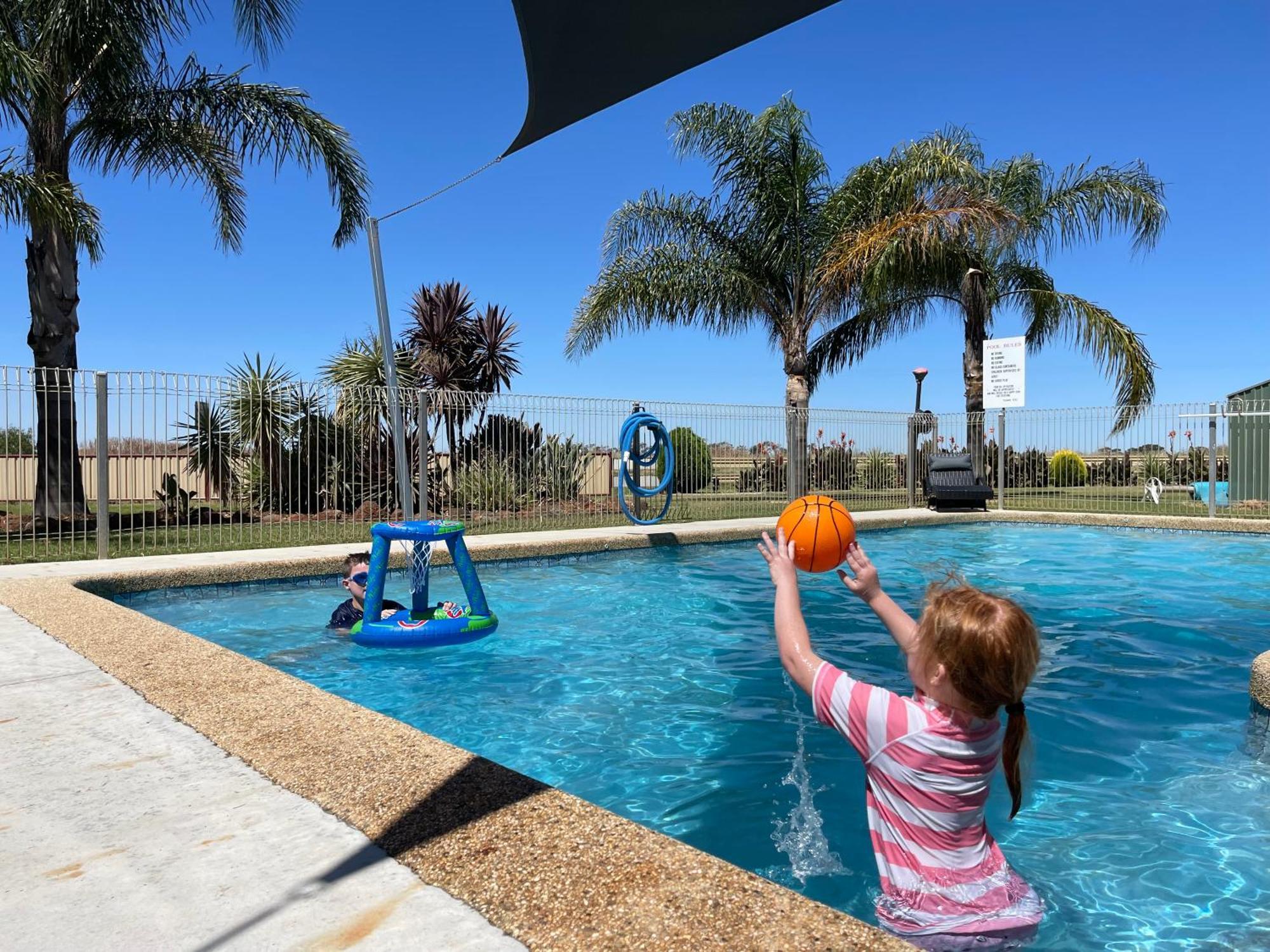 Kerang Holiday Park מראה חיצוני תמונה