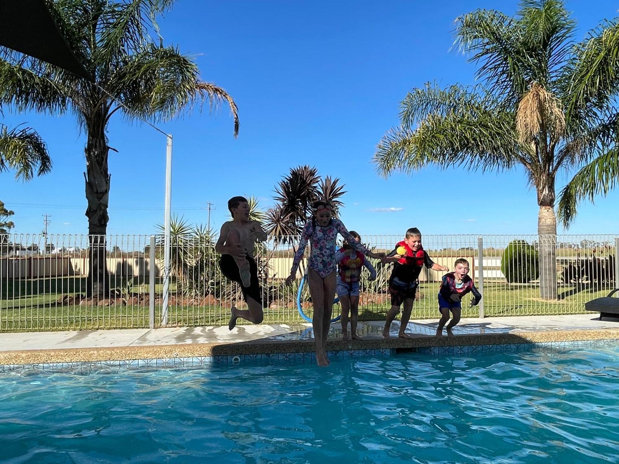 Kerang Holiday Park מראה חיצוני תמונה