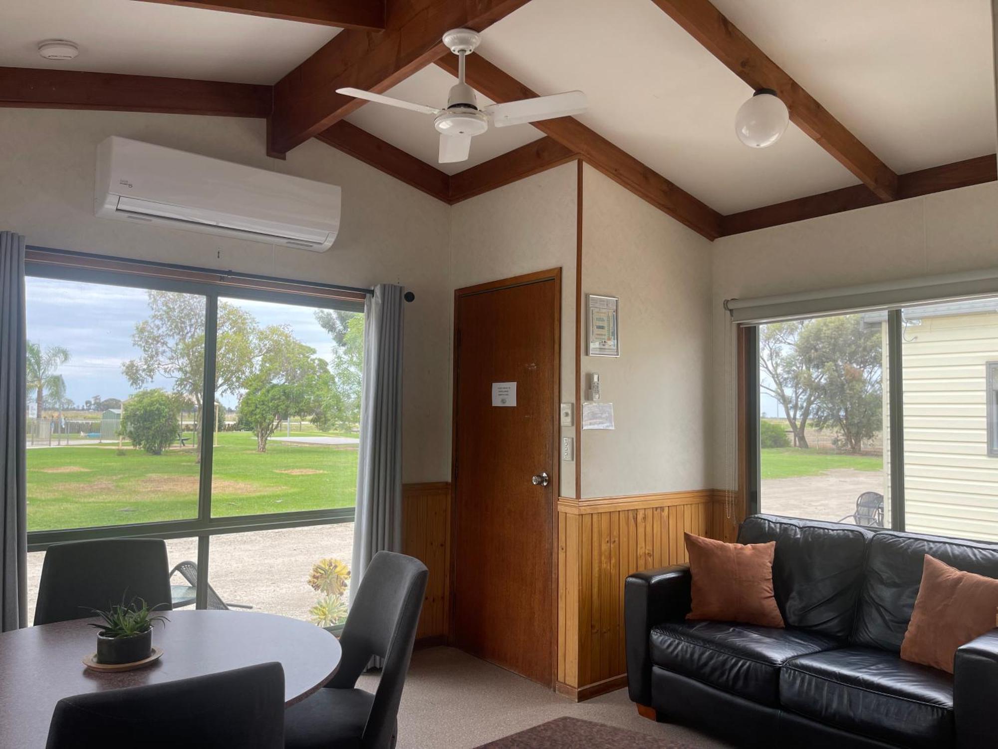 Kerang Holiday Park מראה חיצוני תמונה